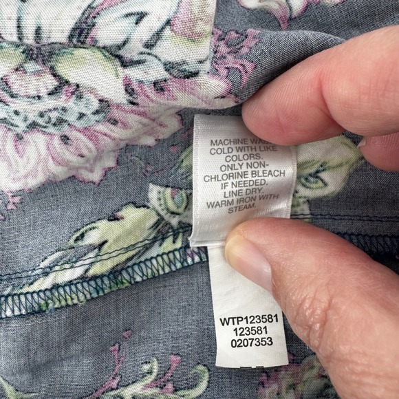 J. Jill Womens Large Navy Pink Floral Rayon Sleeveless Tunic Top Boho Cottagecor - Picture 6 of 8